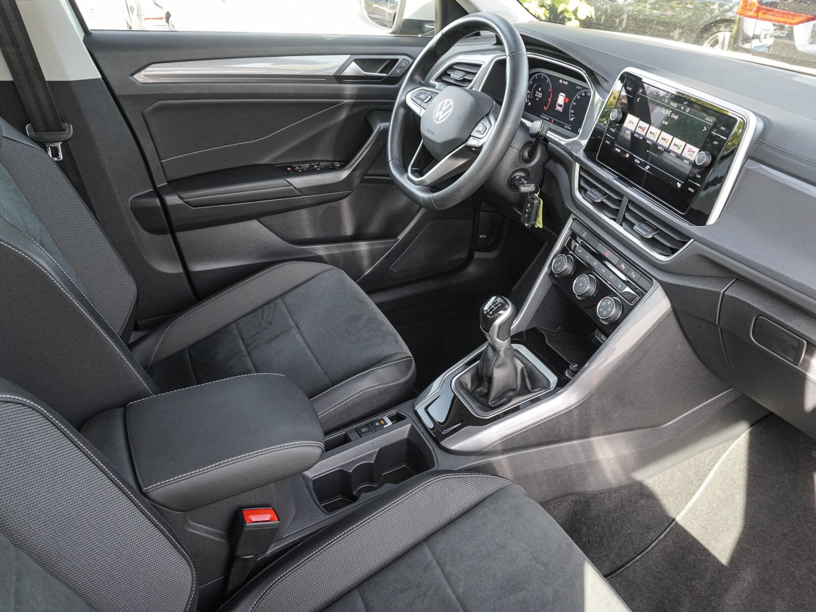 Volkswagen T-Roc – Bild 8