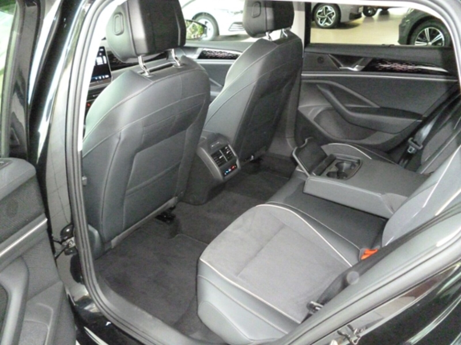 Volkswagen Passat – Bild 10