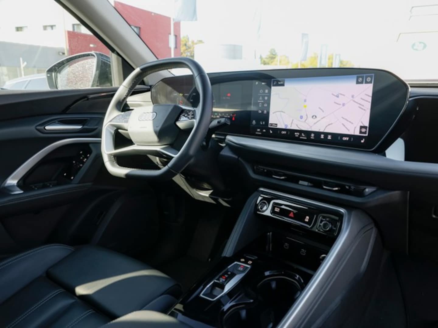 Bild über Audi Q5 SUV TFSI quattro 150 kW S tronic - für weitere Informationen kontaktieren Sie den Audi Partner