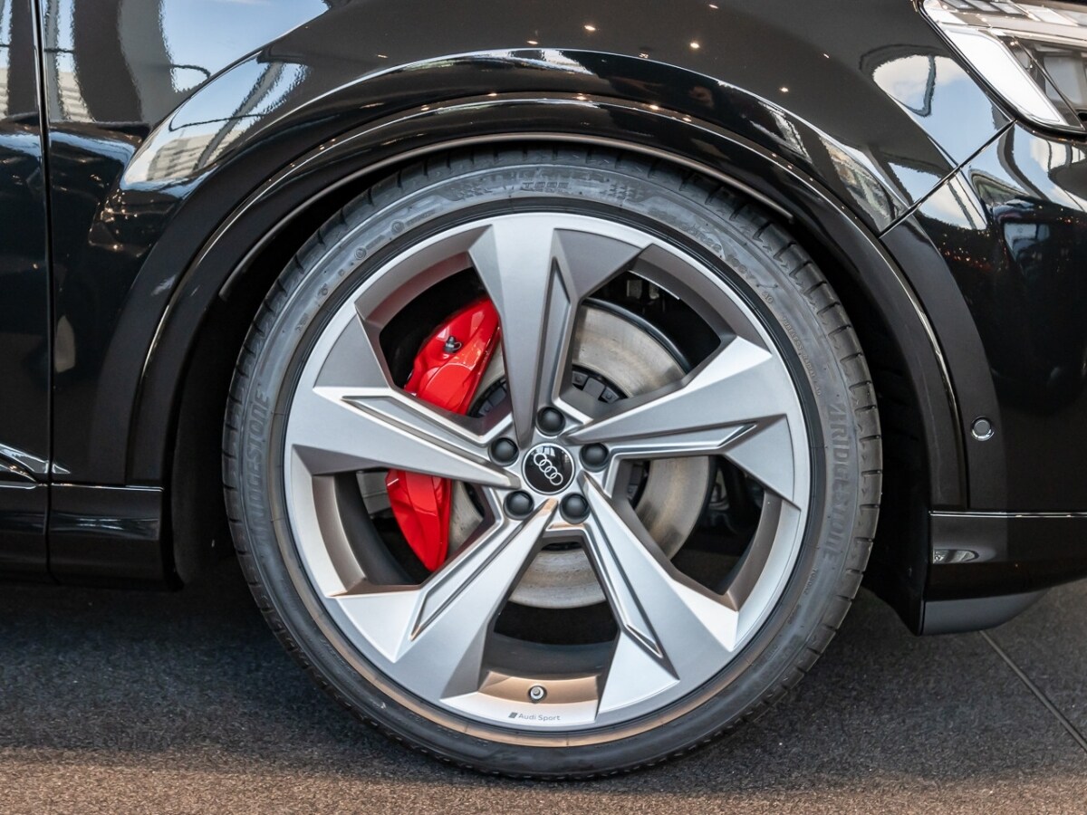 Image about Audi Q7 SUV S line 55 TFSI quattro tiptronic