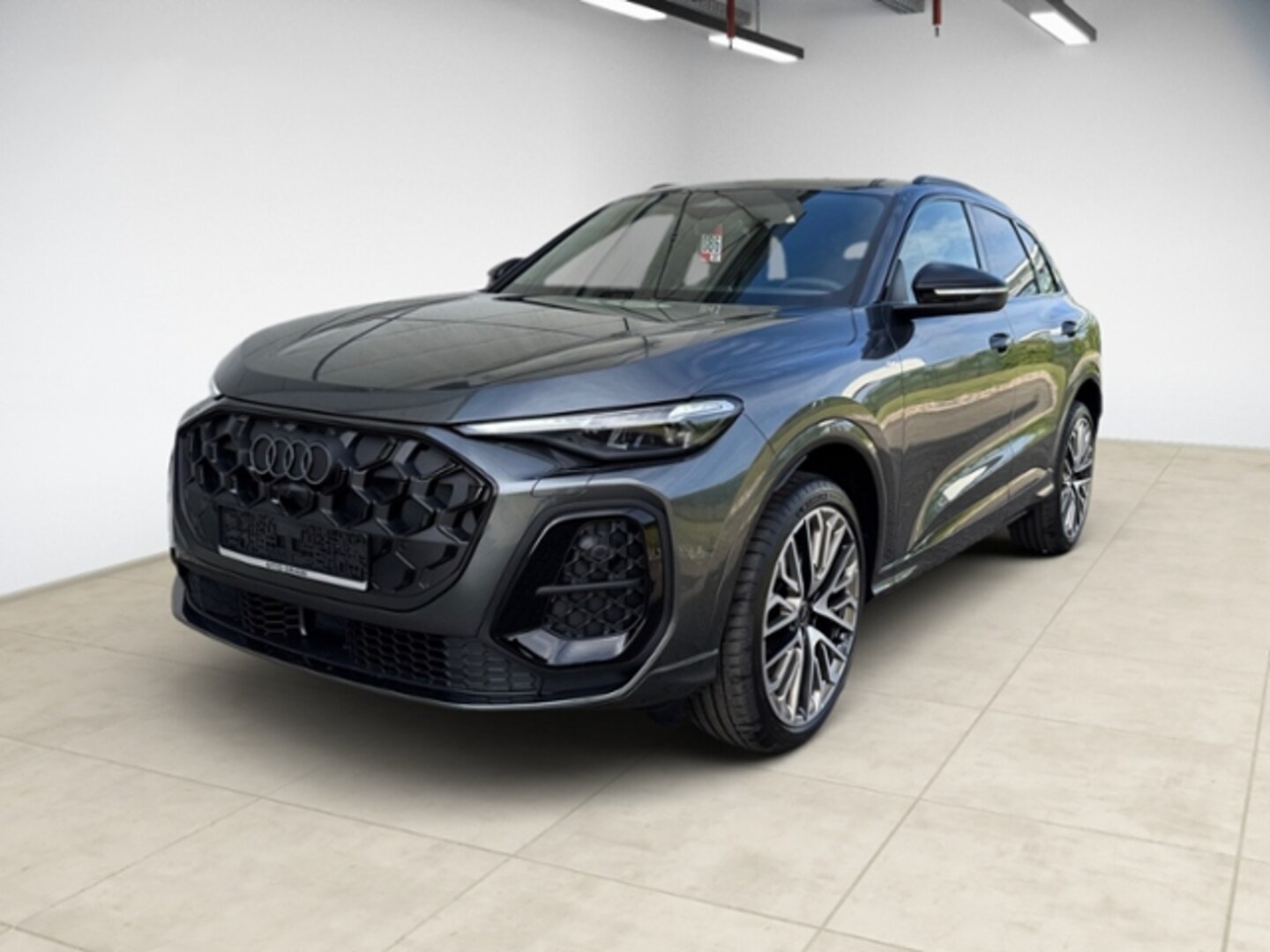 Bild über Audi Q5 SUV TDI quattro 150 kW S tronic - für weitere Informationen kontaktieren Sie den Audi Partner