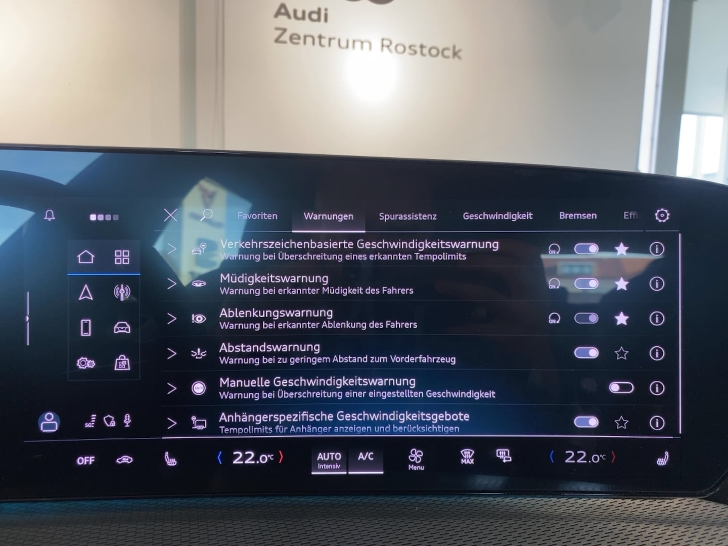 Bild über Audi Q5 SUV TFSI quattro 150 kW S tronic - für weitere Informationen kontaktieren Sie den Audi Partner