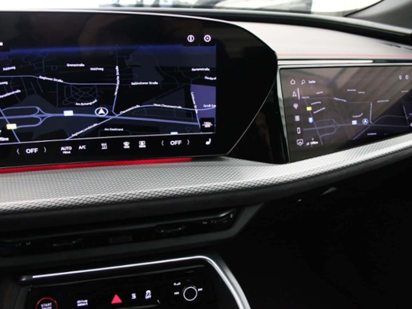 Bild über Audi Q5 SUV TDI quattro 150 kW S tronic - für weitere Informationen kontaktieren Sie den Audi Partner