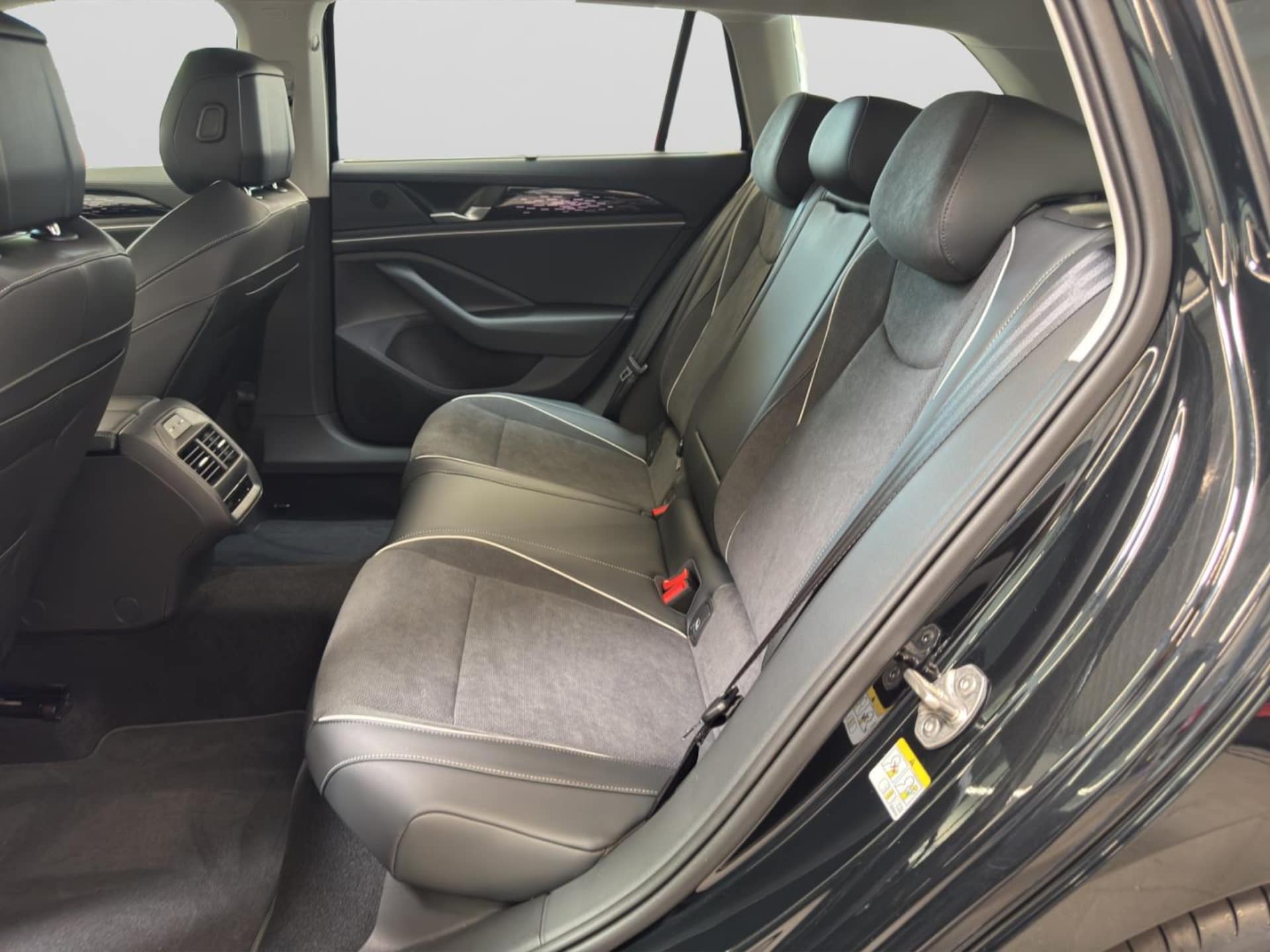 Volkswagen Passat Elegance