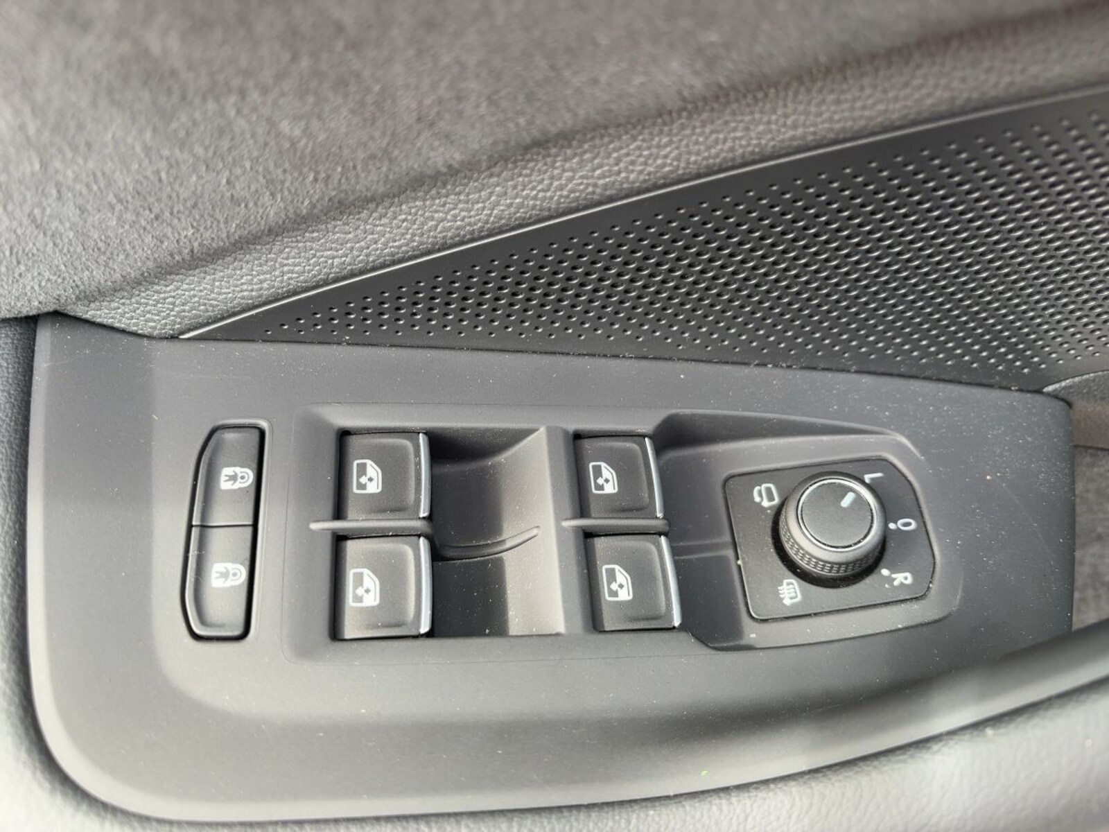 Volkswagen Passat – Bild 14