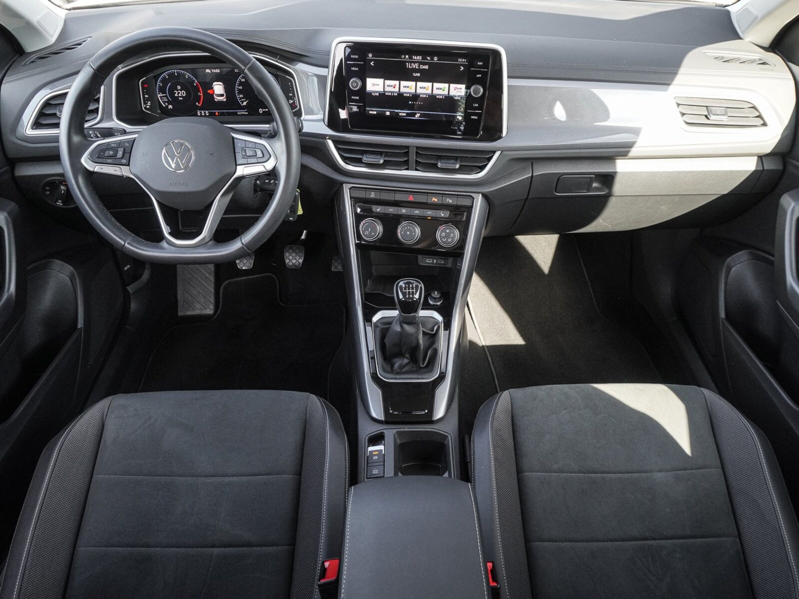 Volkswagen T-Roc – Bild 11