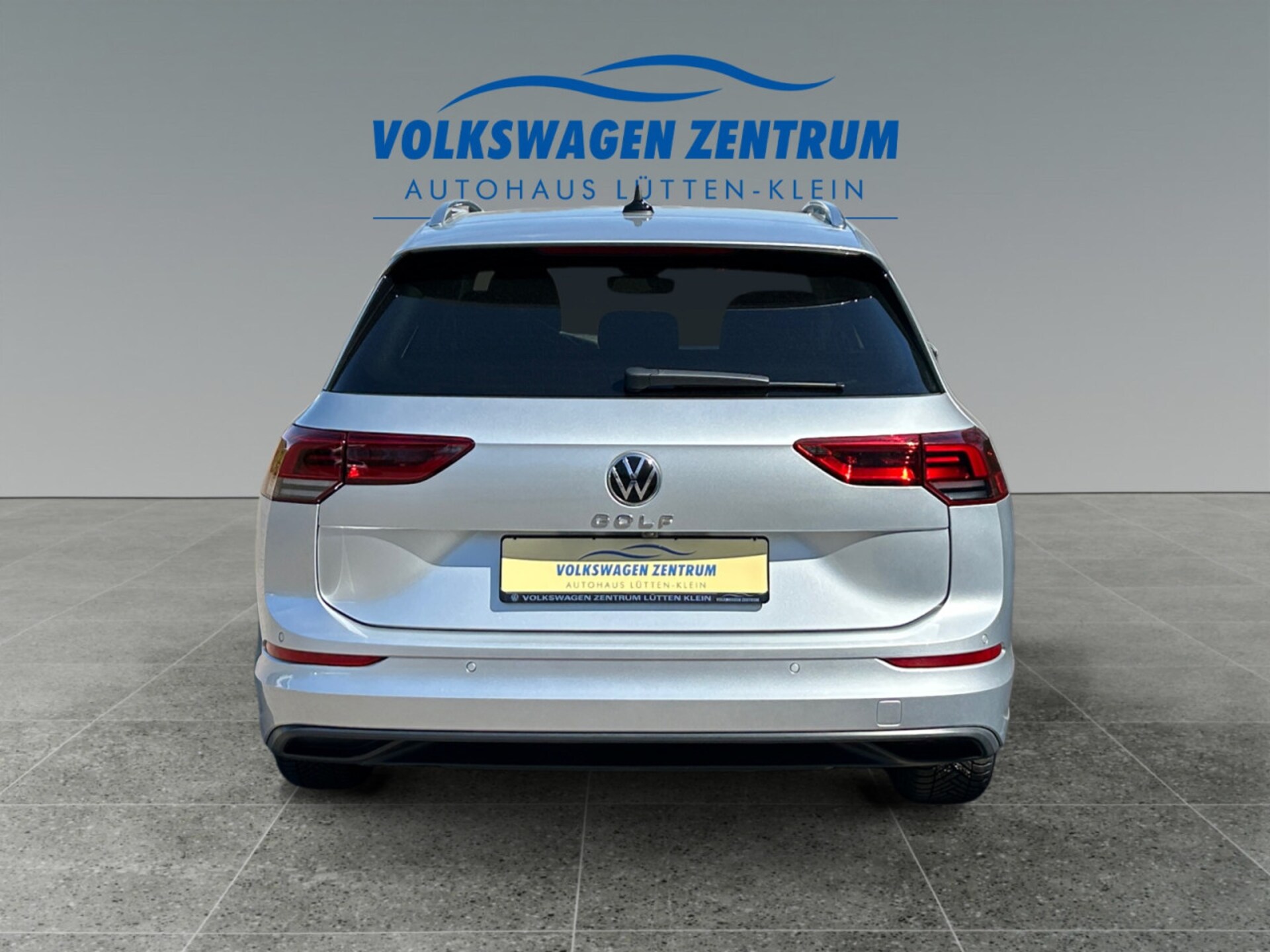 Volkswagen Golf Variant Life