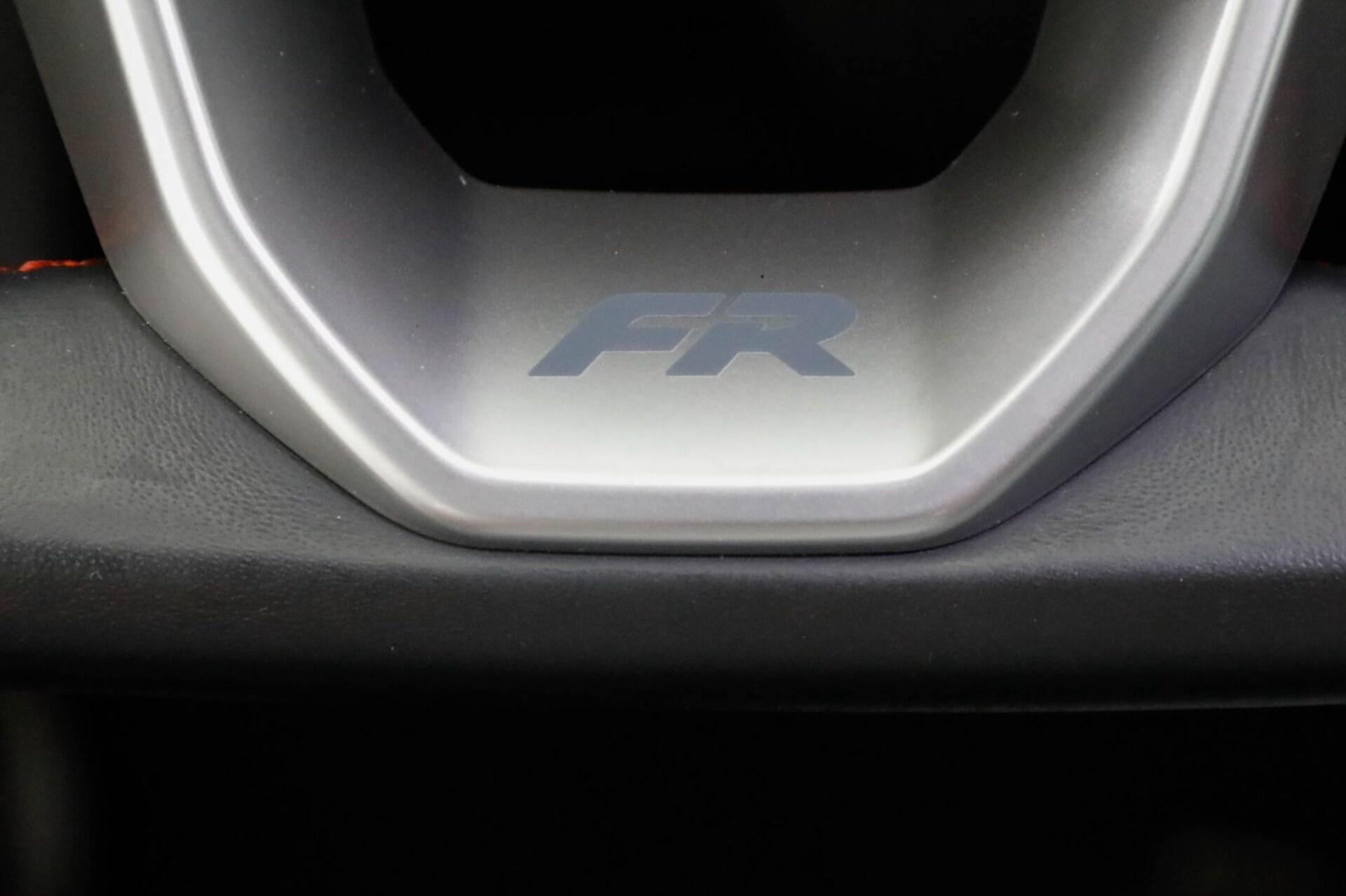 SEAT Leon FR