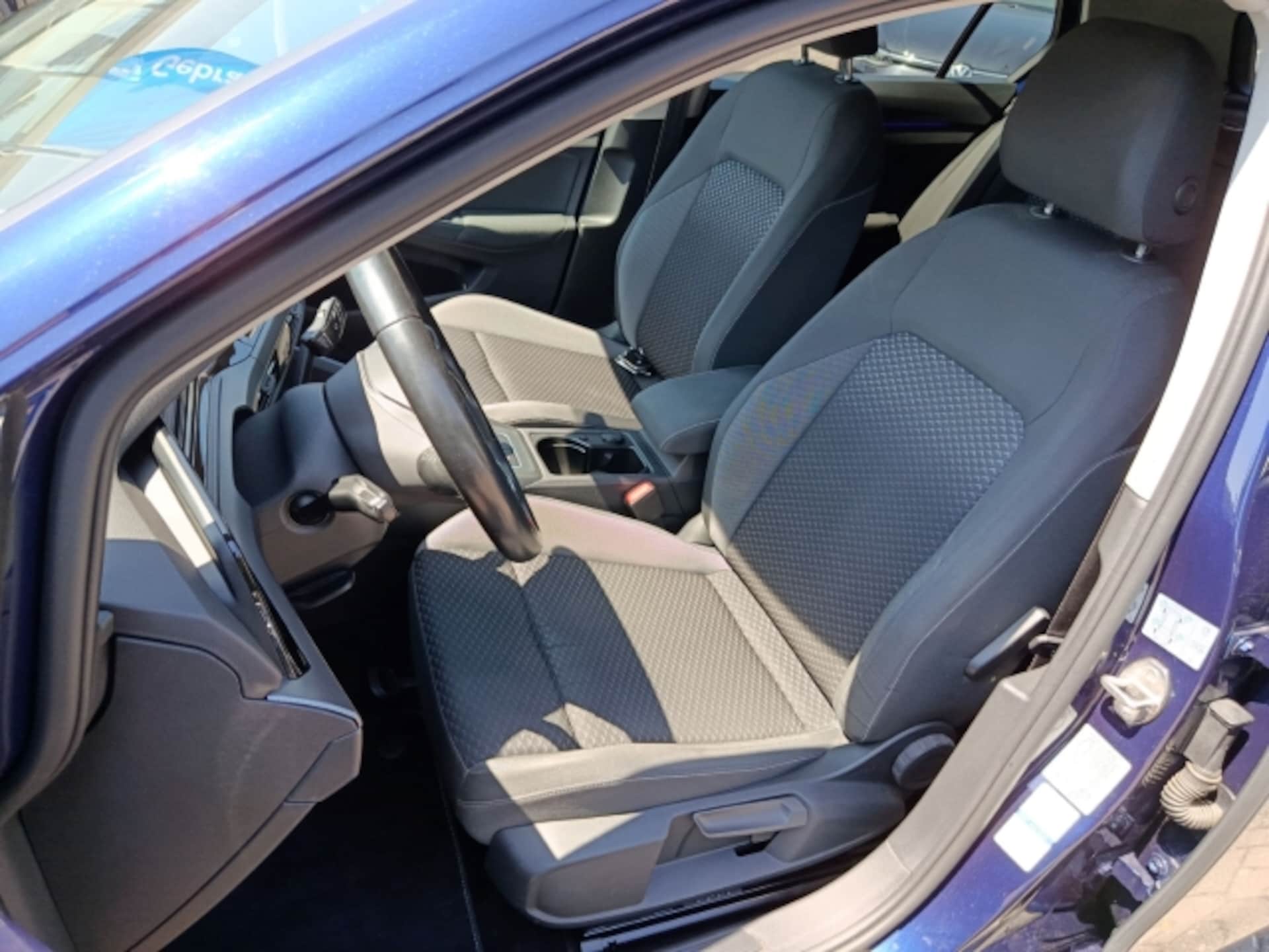 Volkswagen Golf Active