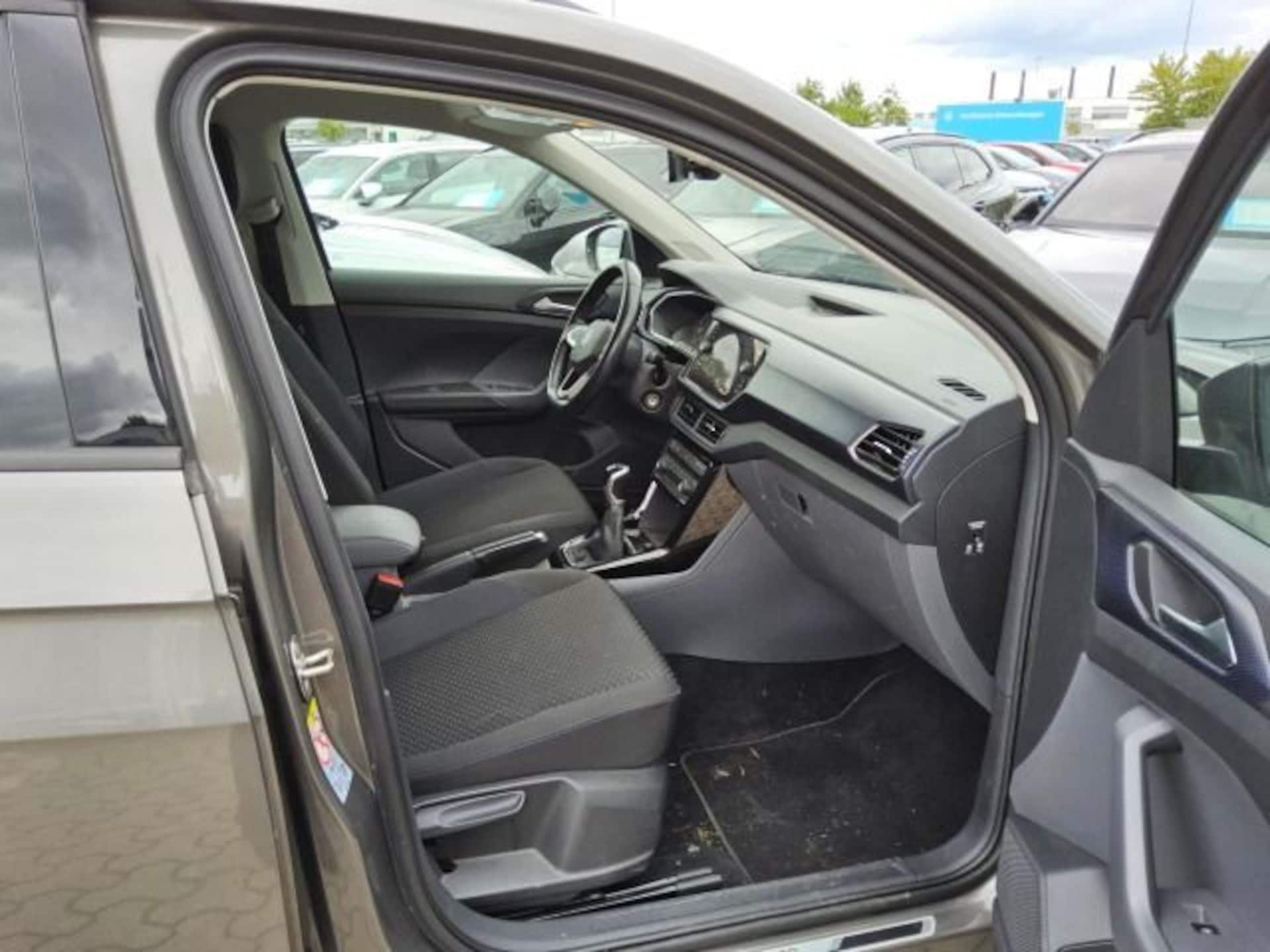 Volkswagen T-Cross United
