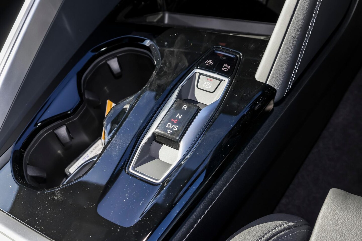 Image about Audi Q5 SUV e-hybrid quattro S tronic