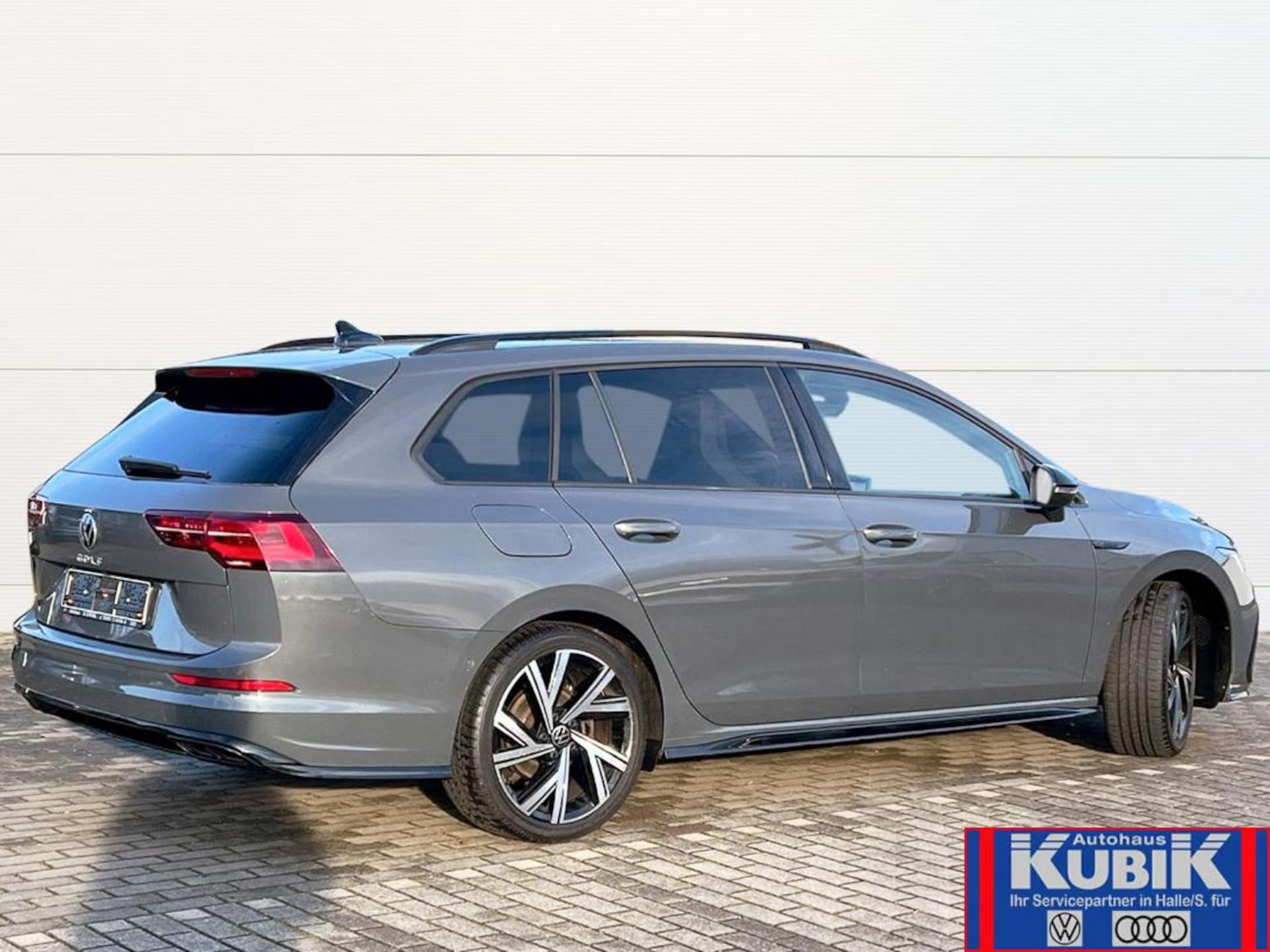 Volkswagen Golf Variant R-Line