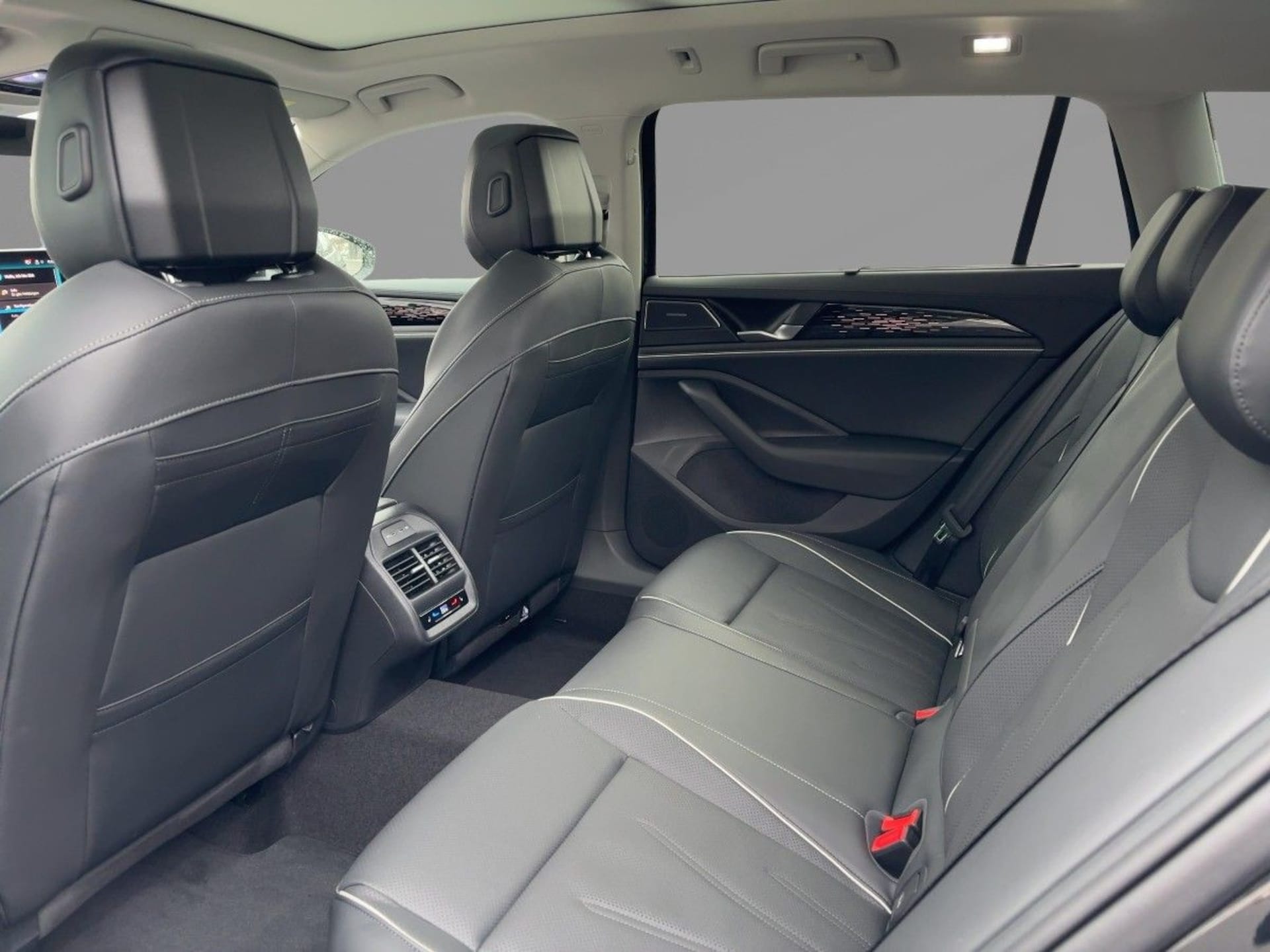 Volkswagen Passat Elegance