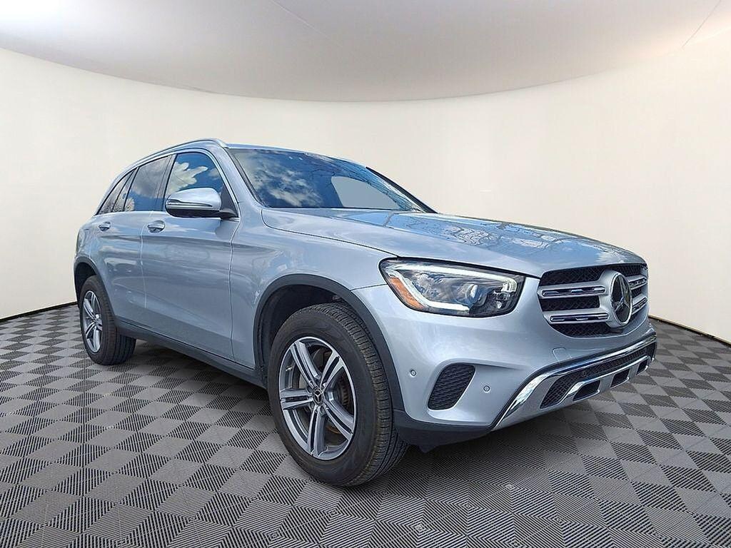 2022 Mercedes-Benz GLC 300