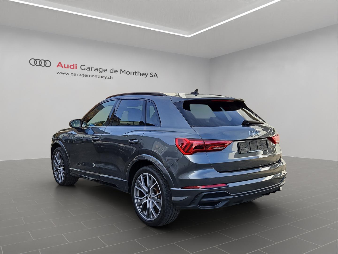 Bild über Audi Q3 Special Edition Attraction S line 35 TFSI 110 kW (150 PS) S tronic - for more details contact your dealer