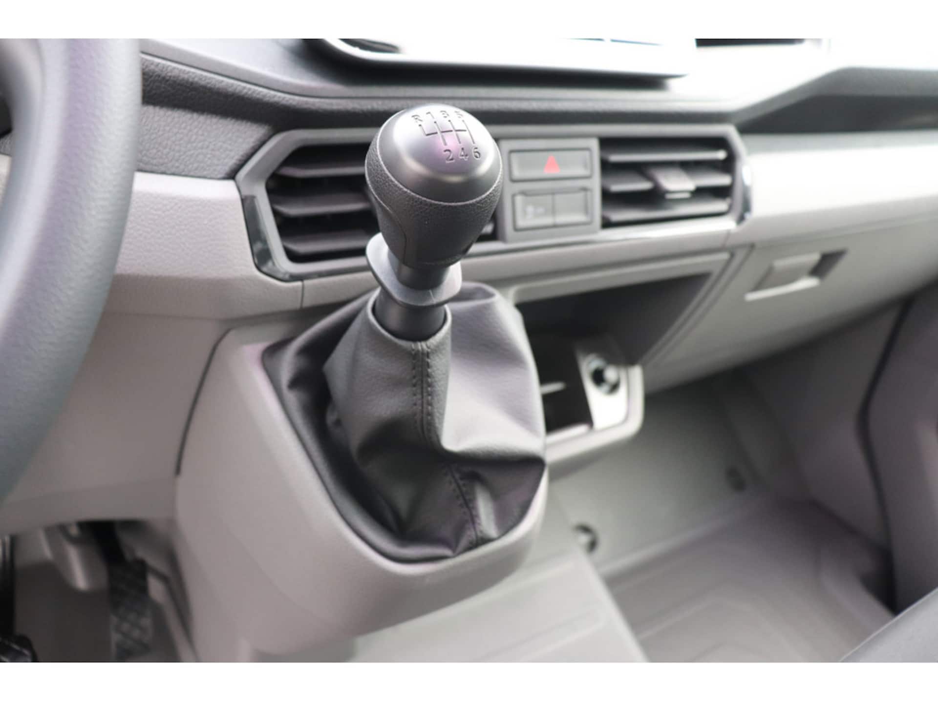 Volkswagen Crafter Doppelkabine mittlerer Radstand