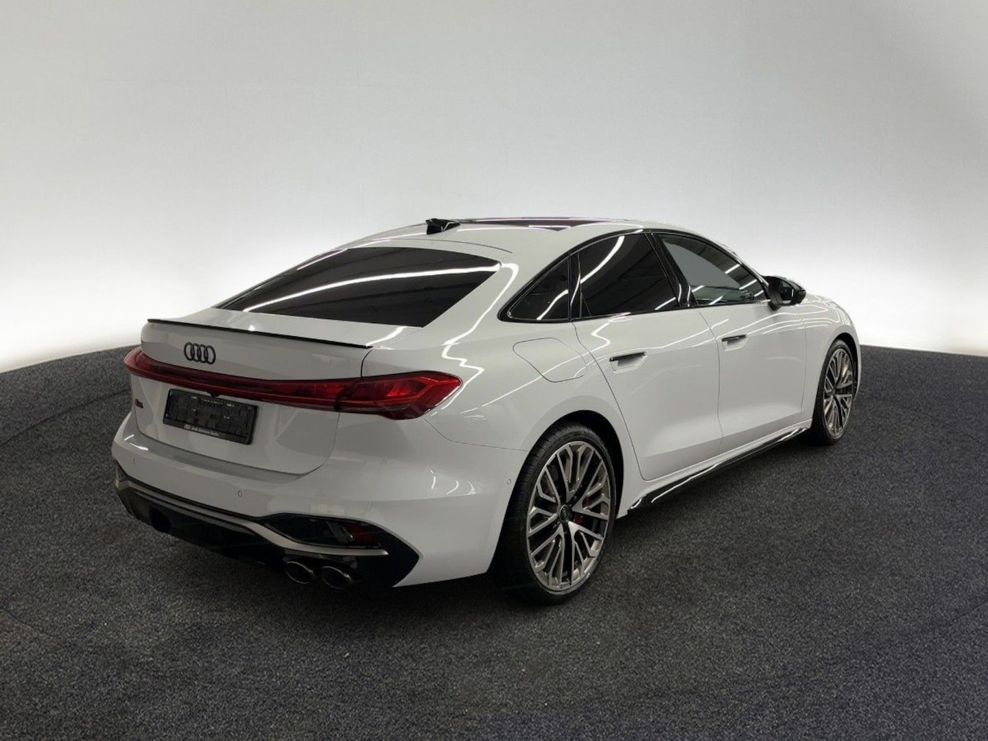 Bild über Audi S5 Limousine edition one TFSI 270 kW S tronic - für weitere Informationen kontaktieren Sie den Audi Partner