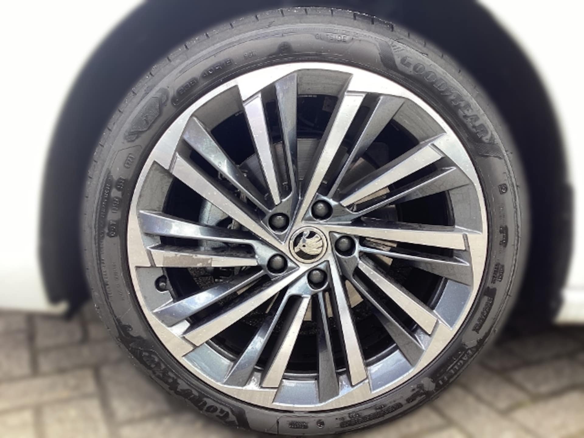 Skoda Superb Combi Laurin & Klement