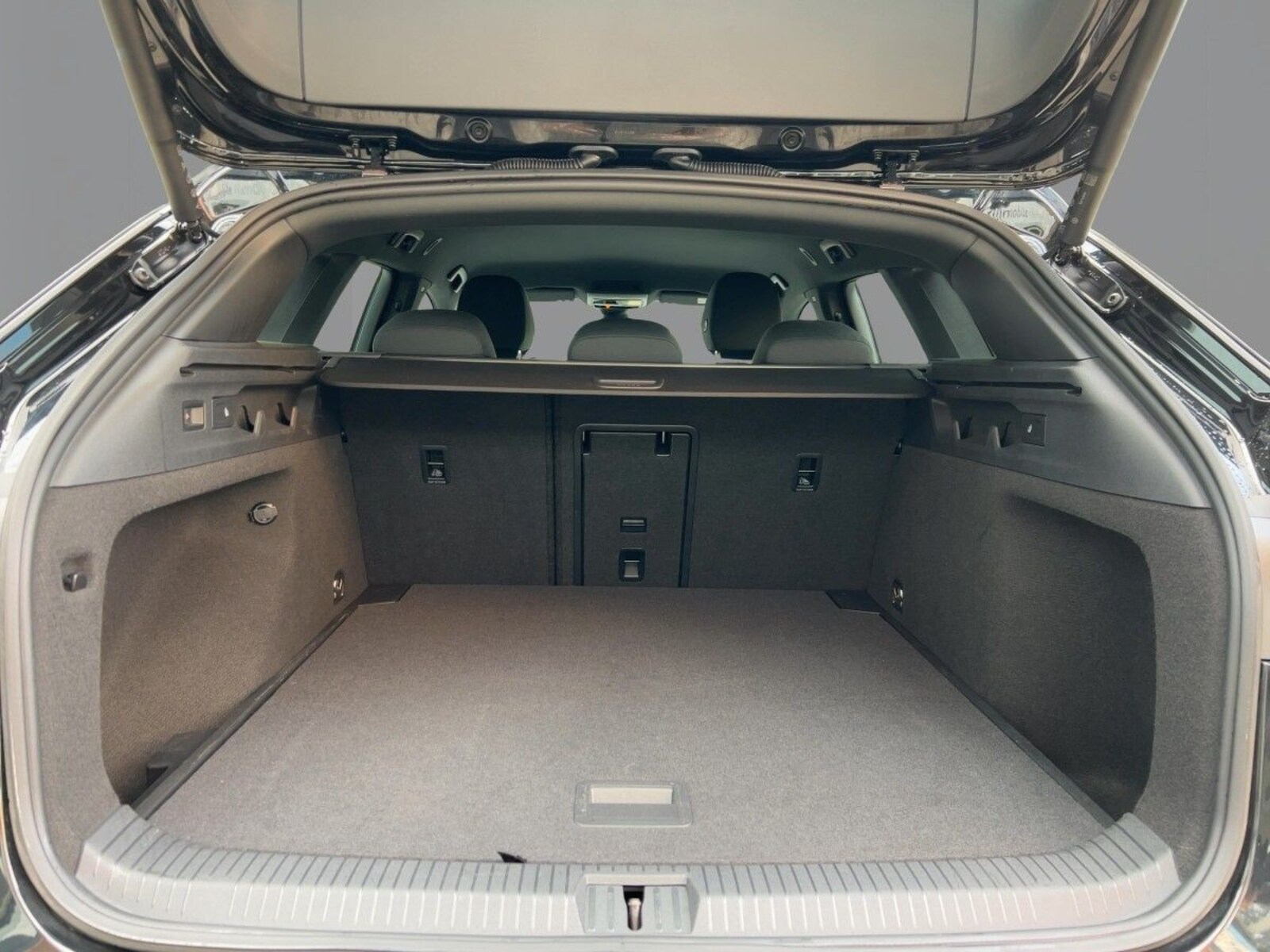 Volkswagen ID.7 Tourer – Bild 7