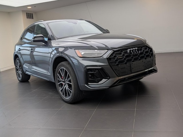 Photo of 2024 Audi Q5