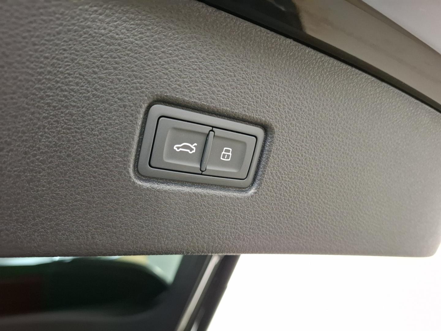 Image about Audi SQ5 Sportback TDI tiptronic