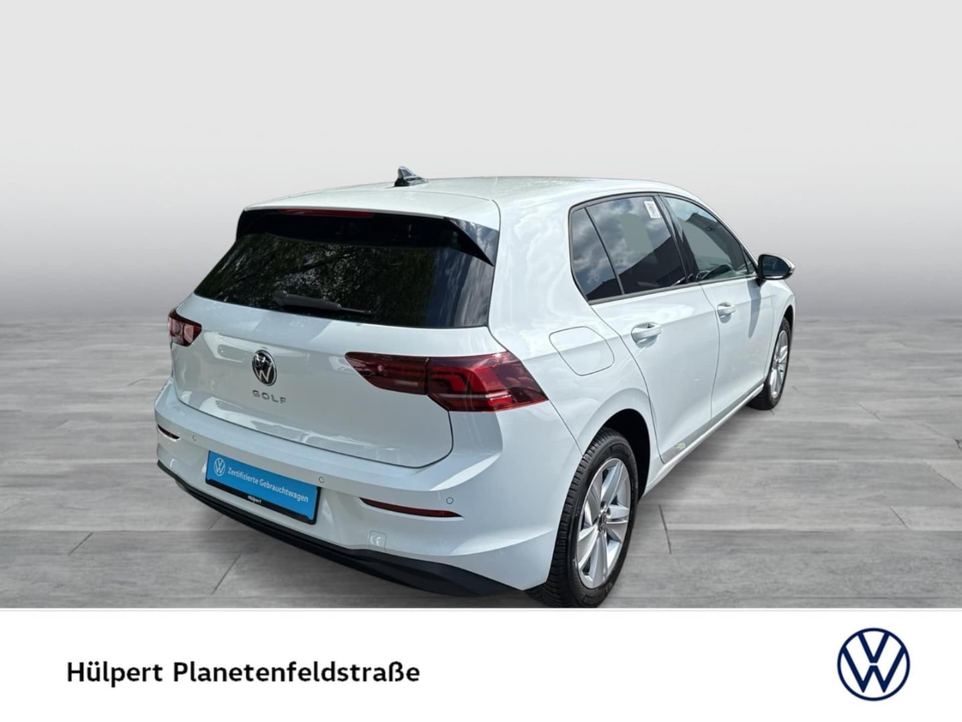 Volkswagen Golf Life