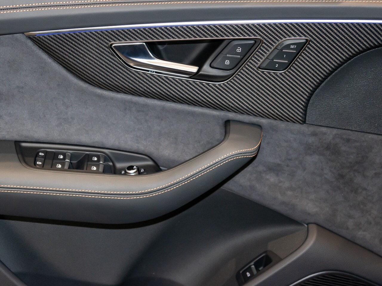 Image about Audi Q7 SUV S line 55 TFSI quattro tiptronic