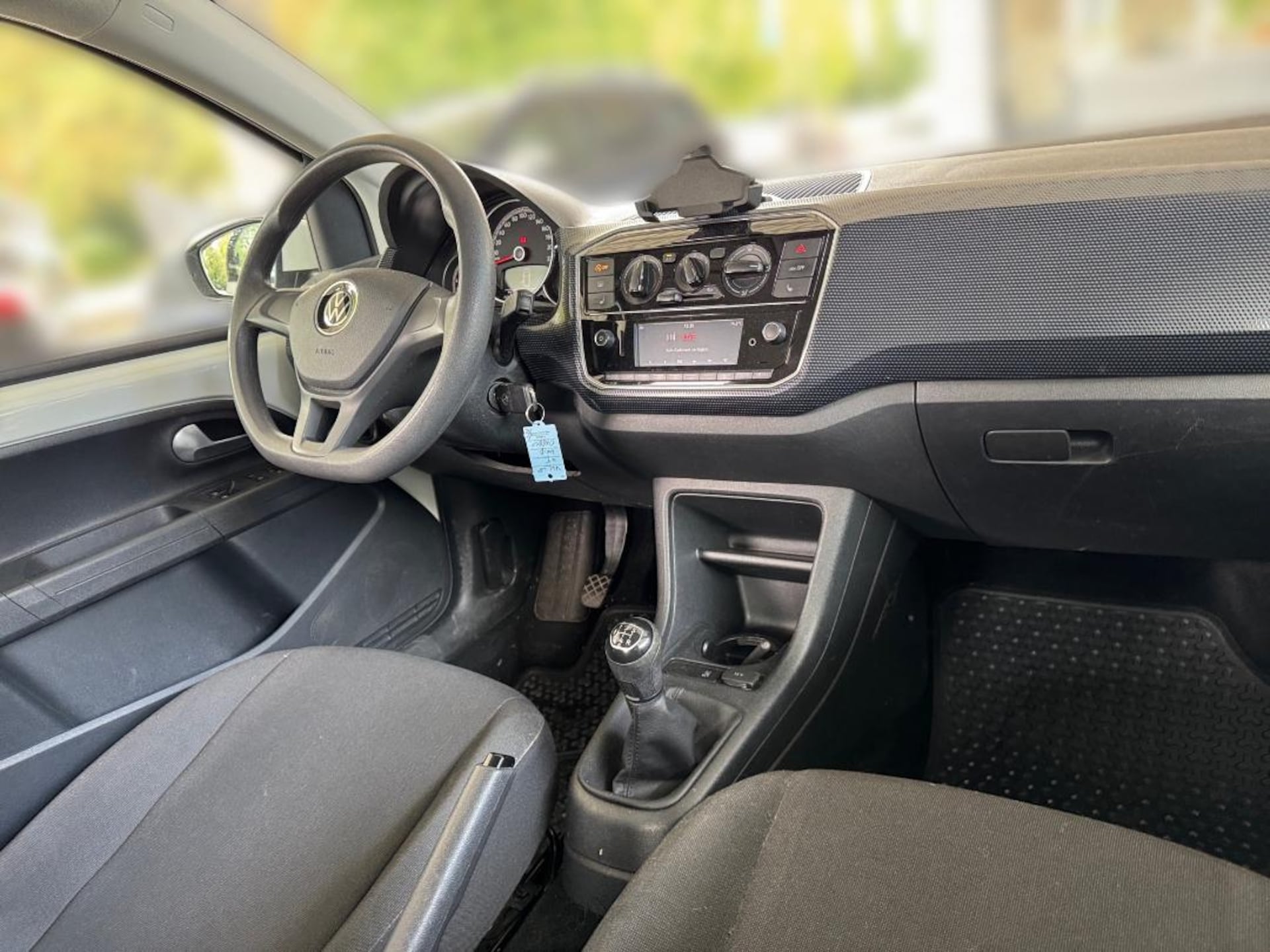 Volkswagen up!