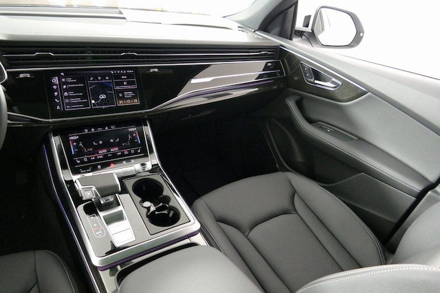 2026 Audi Q8 Premium Plus - Photo 23