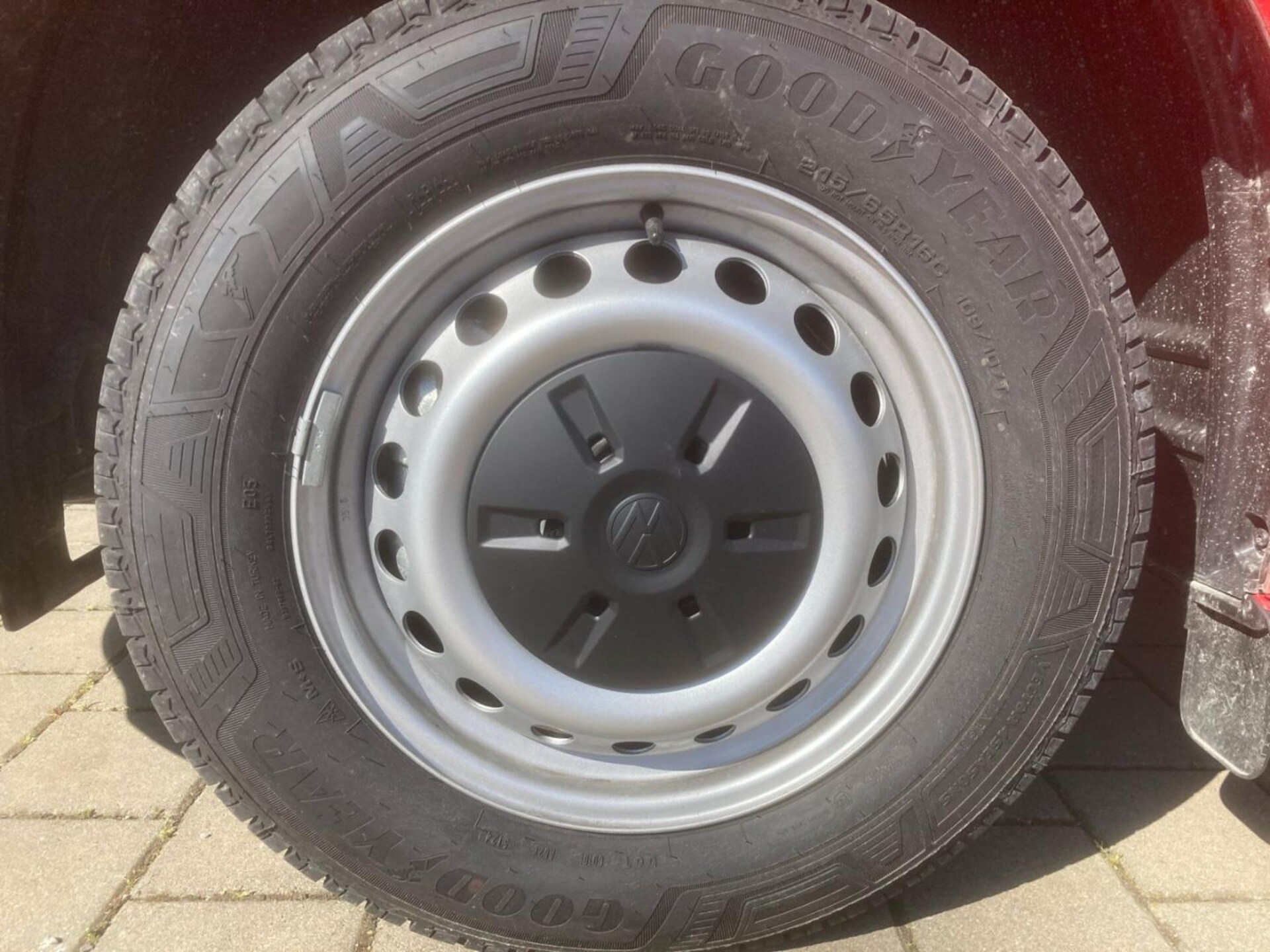 Volkswagen Transporter Kasten kurzer Radstand