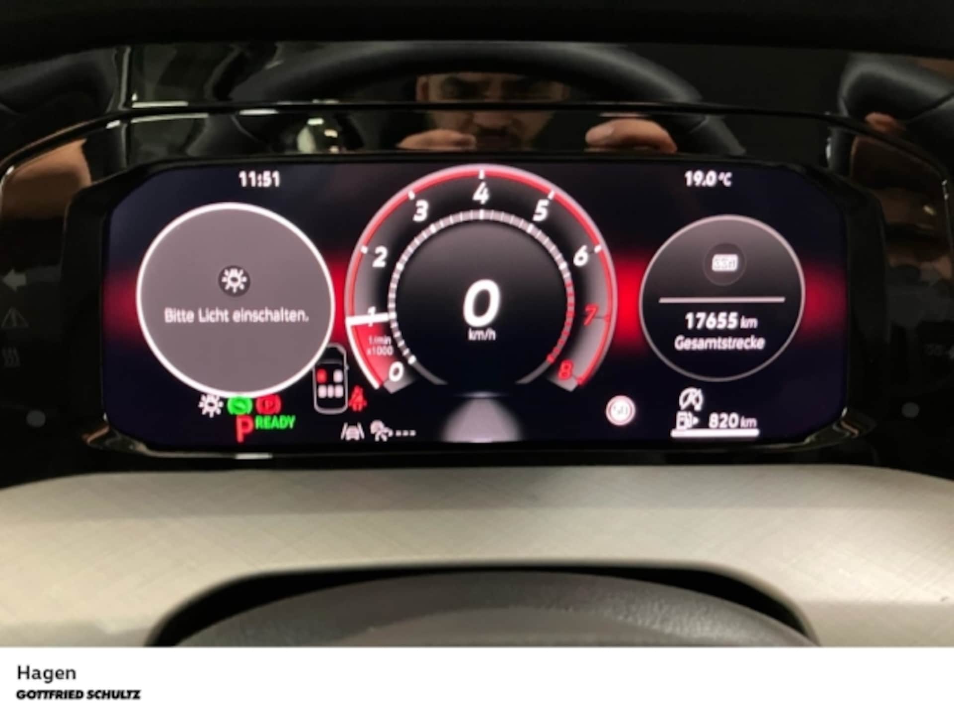 Volkswagen Golf Life