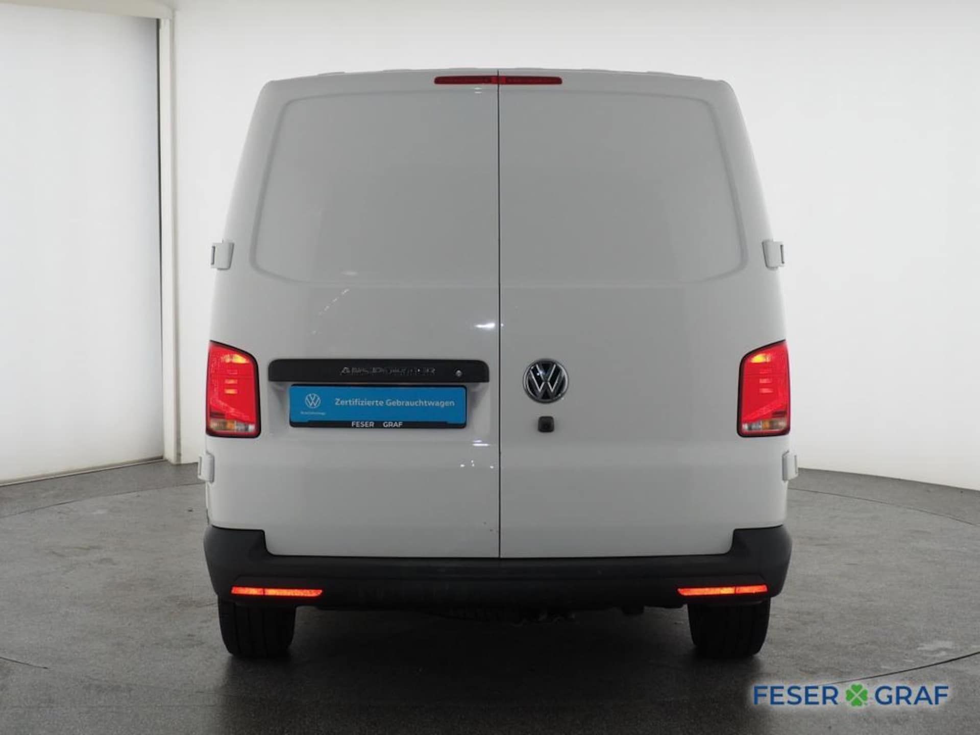 Volkswagen T6.1 Transporter Kasten langer Radstand