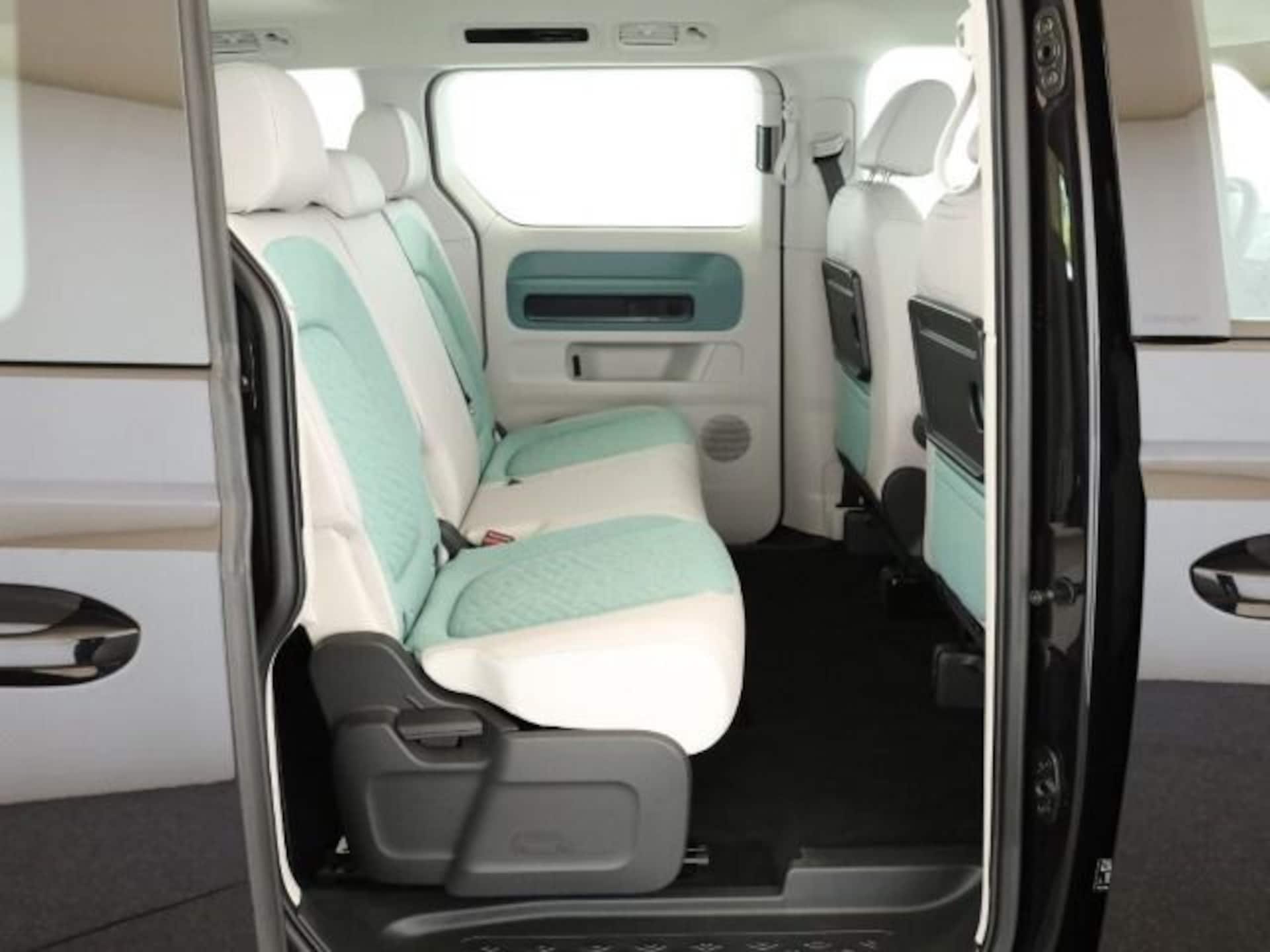Volkswagen ID. Buzz Pure
