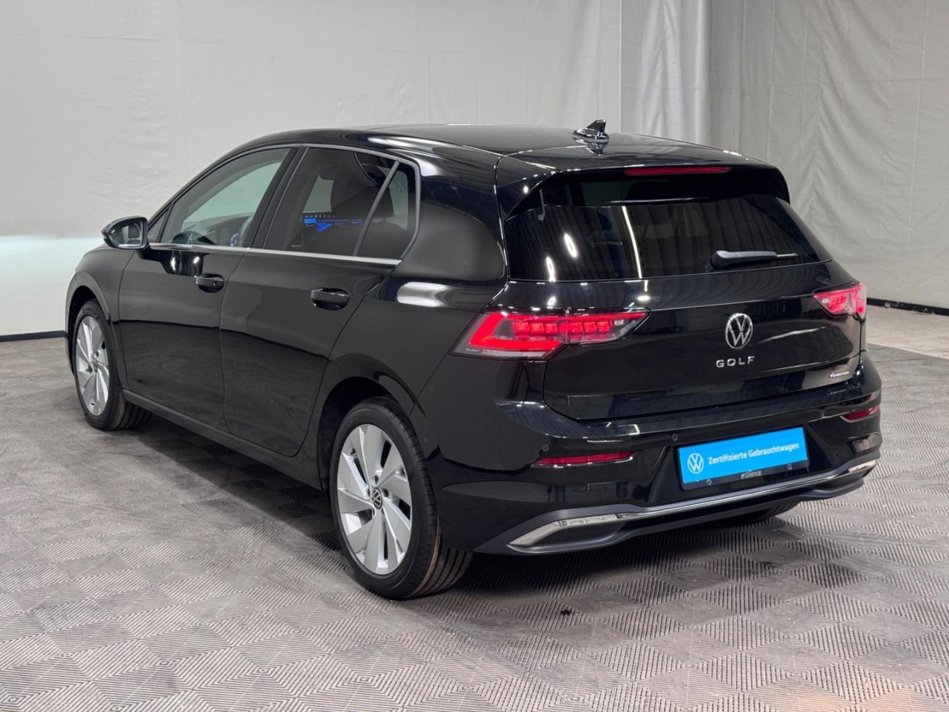 Volkswagen Golf Style