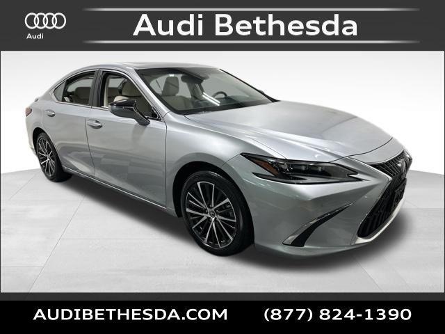 Photo of 2024 Lexus ES 300h