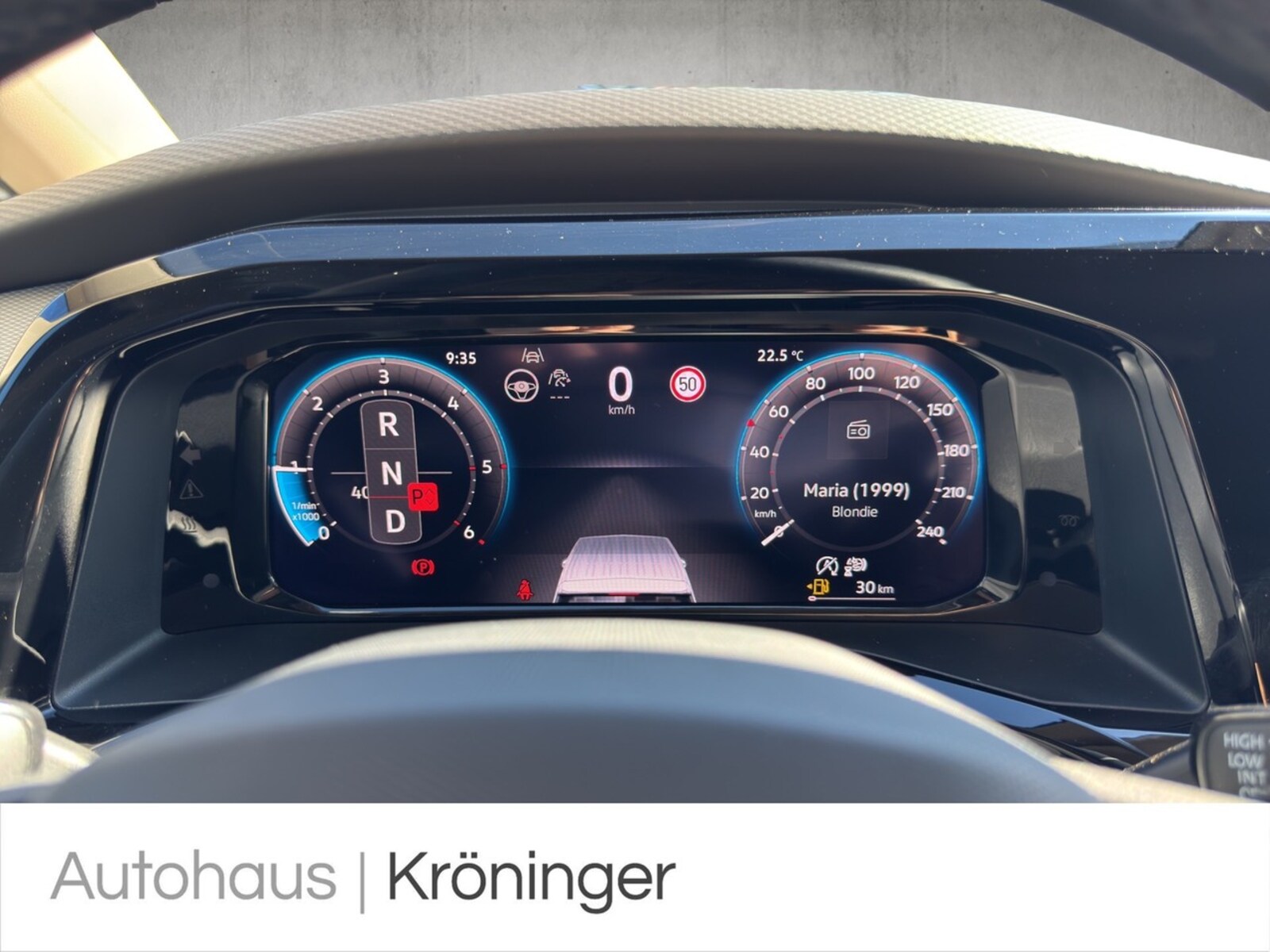 Volkswagen Multivan Langversion – Bild 12