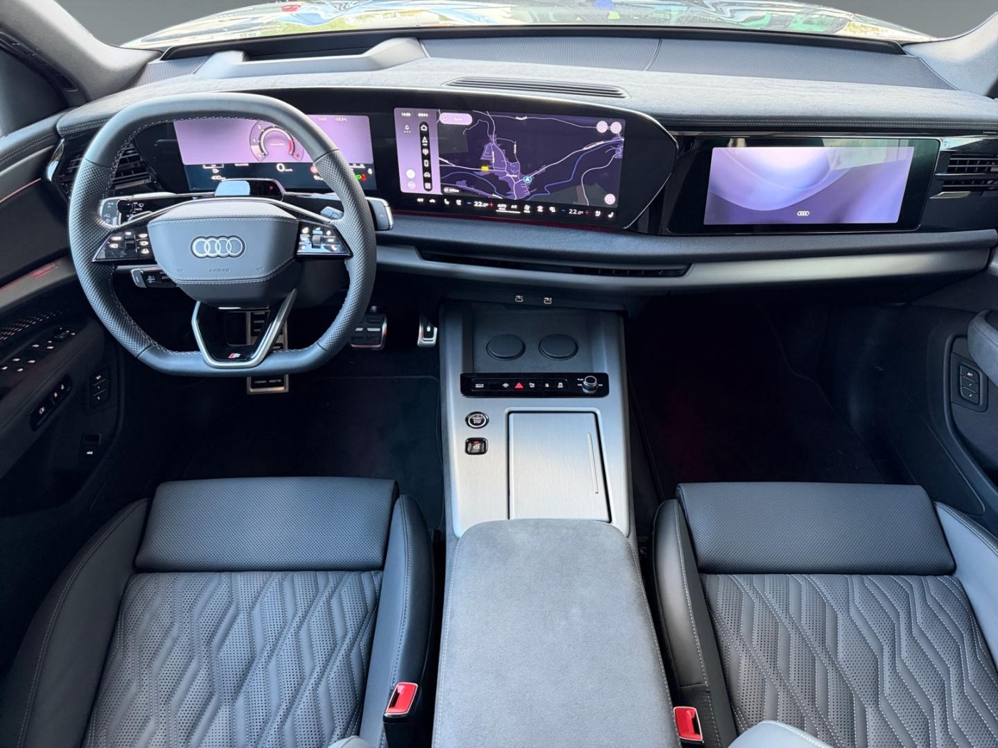 Bild über Audi Q7 SUV TDI quattro 220 kW tiptronic - für weitere Informationen kontaktieren Sie den Audi Partner