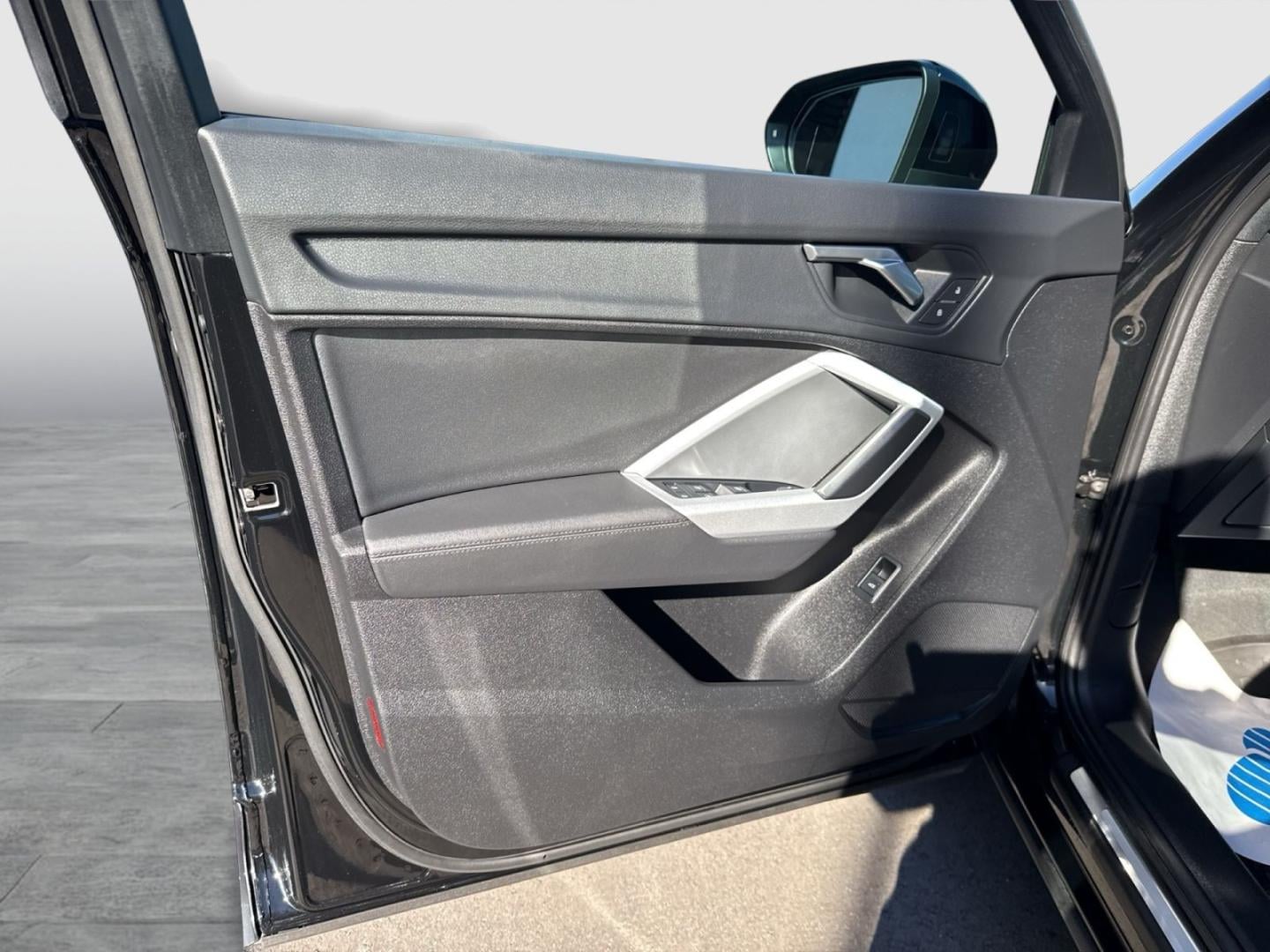 Bild über Audi Q3 advanced 35 TDI quattro S tronic - für weitere Informationen kontaktieren Sie den Audi Partner