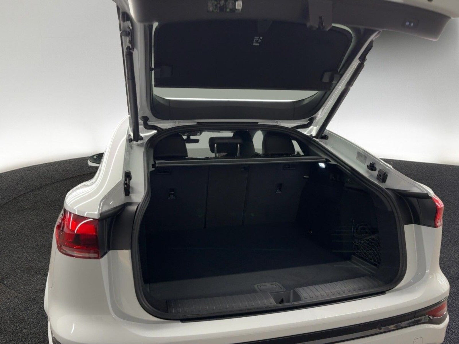 Audi Q6 Sportback e-tron – Bild 8