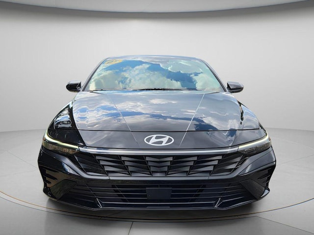 2025 Hyundai Elantra
