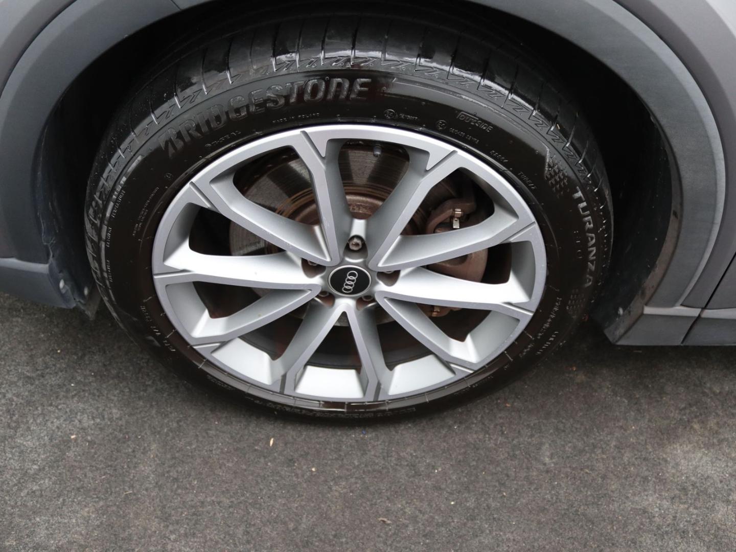 Image about Audi Q4 e-tron 40 e-tron
