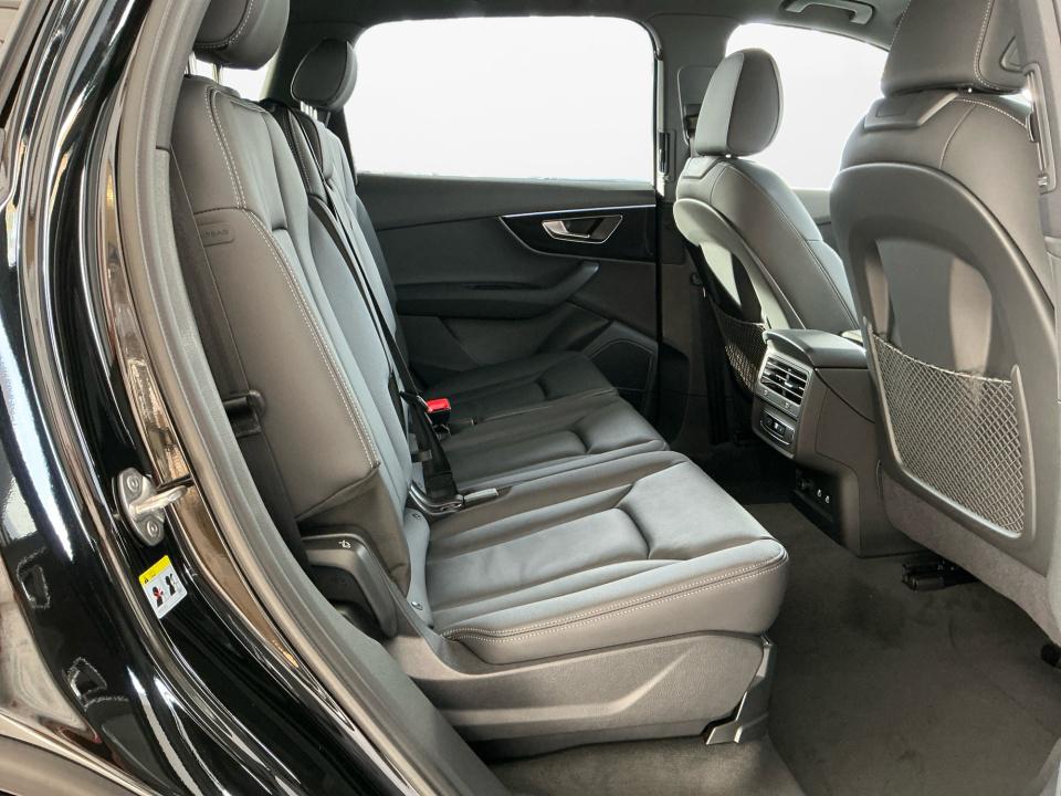 2026 Audi Q7 Premium - Photo 12
