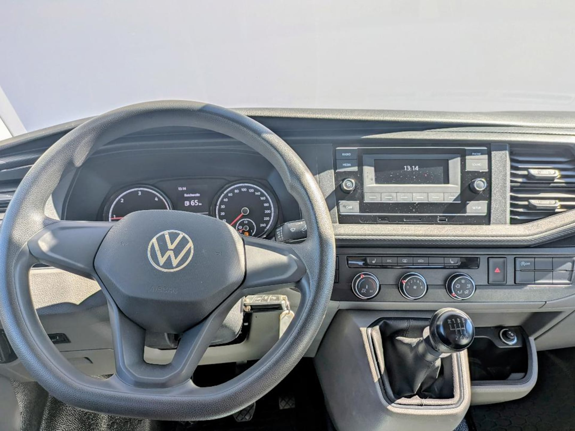 Volkswagen T6.1 Transporter Pritschenwagen Doppelkabine