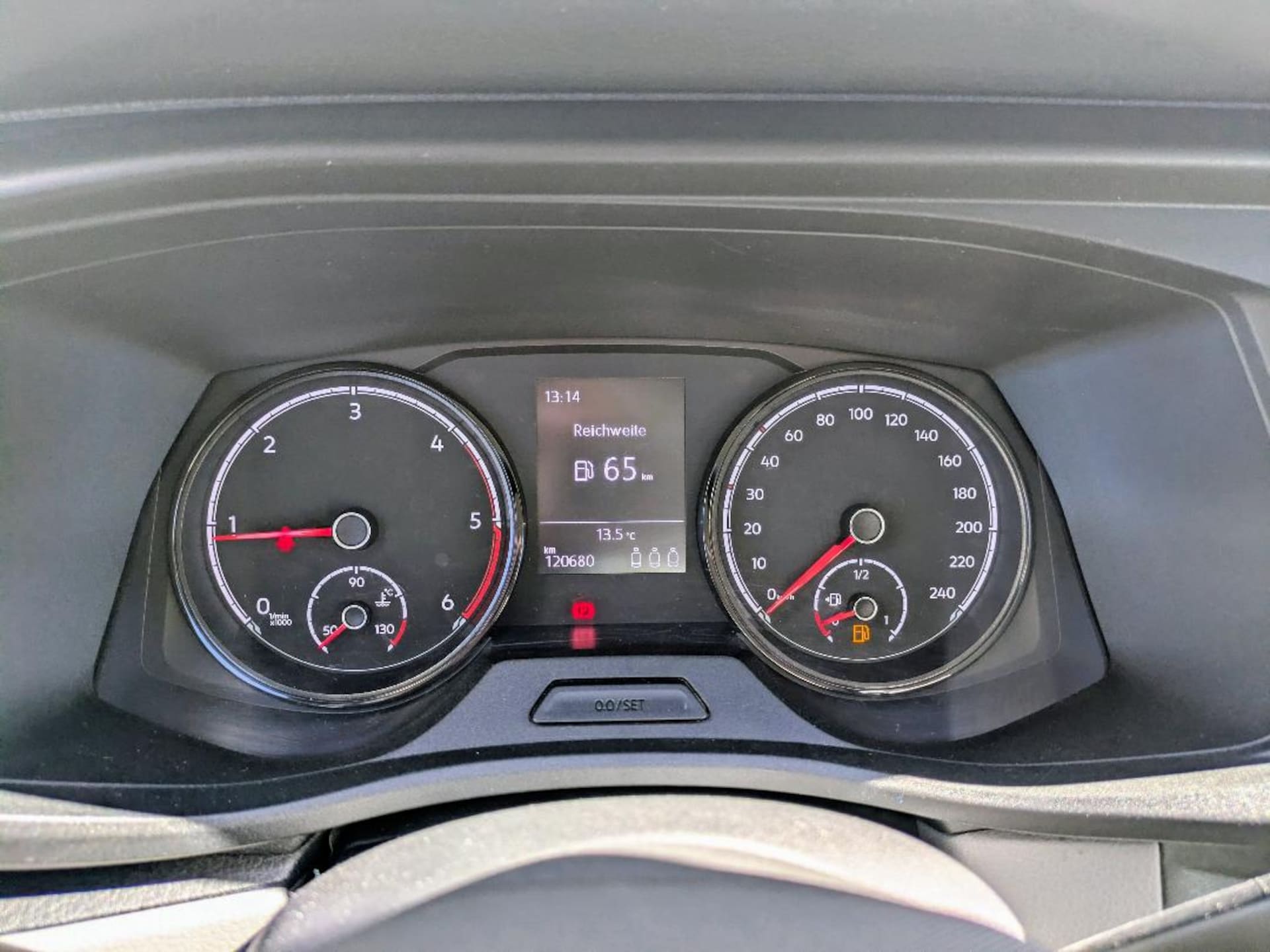 Volkswagen T6.1 Transporter Pritschenwagen Doppelkabine