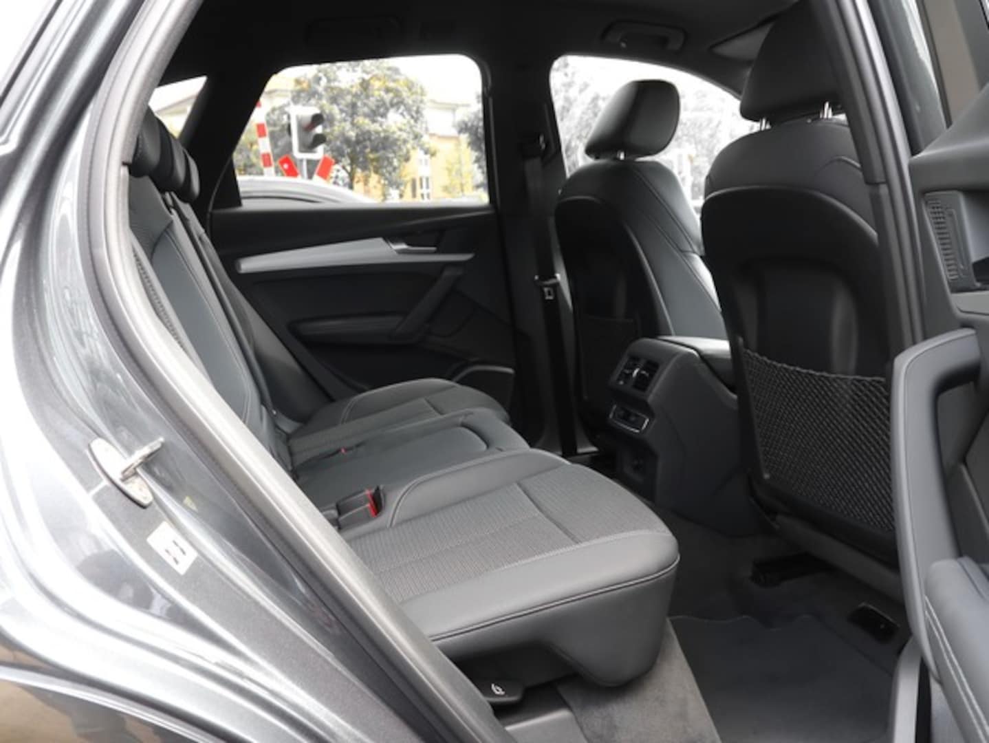Bild über Audi Q5 40 TDI quattro S tronic - für weitere Informationen kontaktieren Sie den Audi Partner