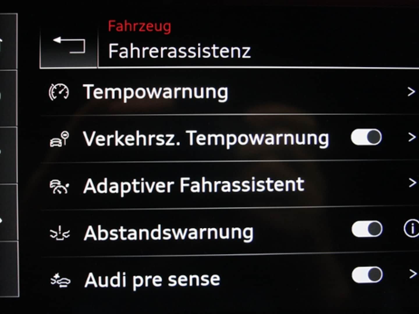 Bild über Audi A3 Sportback TFSI 110 kW S tronic - für weitere Informationen kontaktieren Sie den Audi Partner