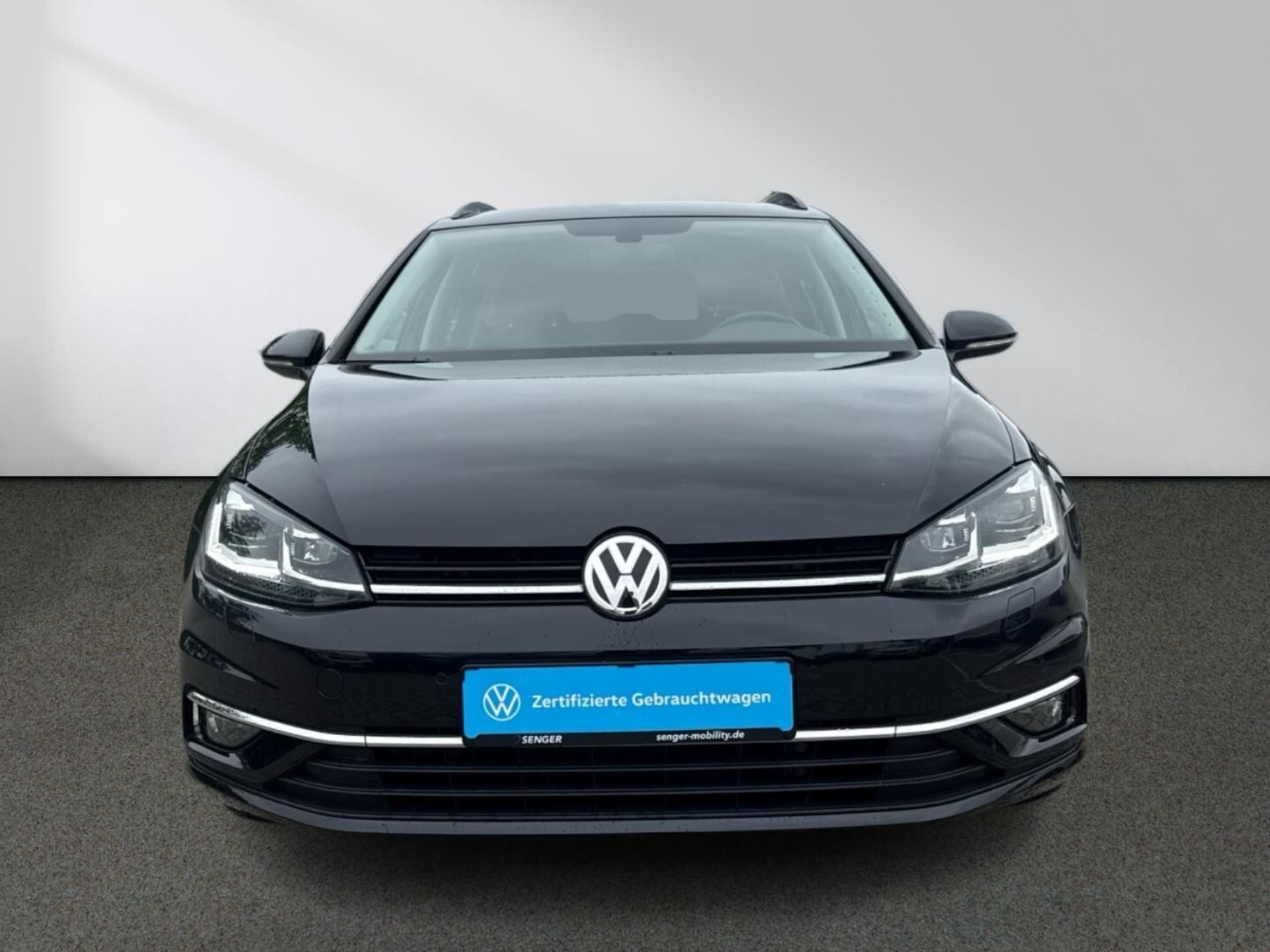 Volkswagen Golf Variant United