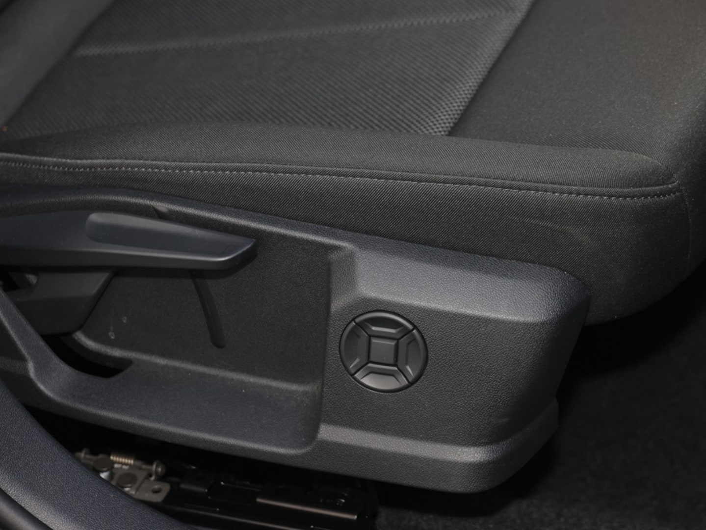 Bild über Audi A3 Sportback 35 TFSI Schaltgetriebe - für weitere Informationen kontaktieren Sie den Audi Partner