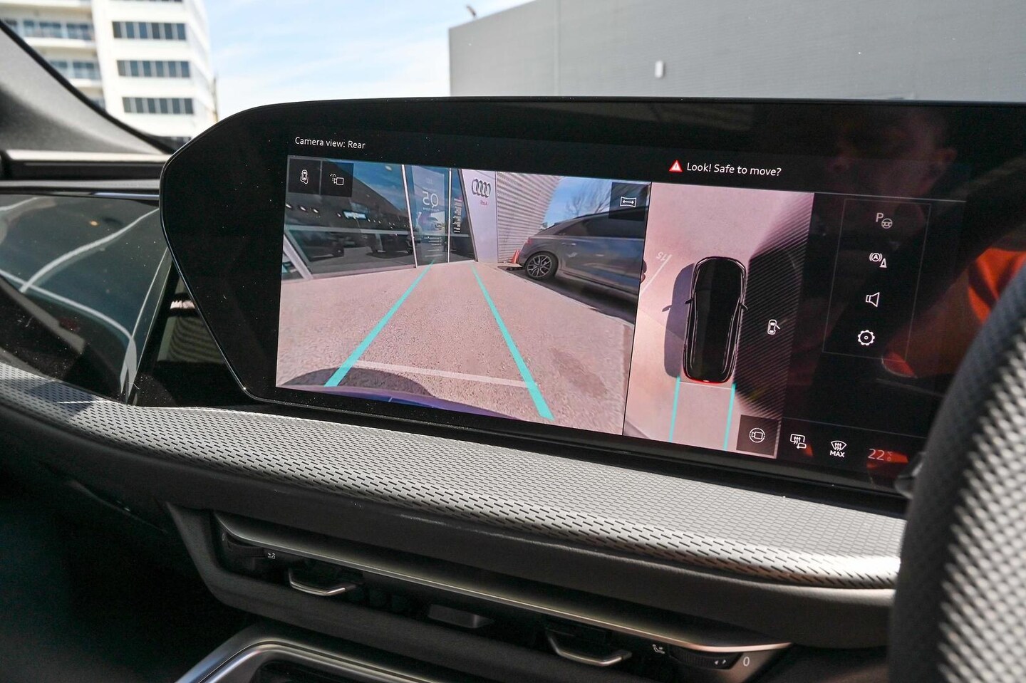 Image about Audi Q5 Sportback e-hybrid quattro S tronic