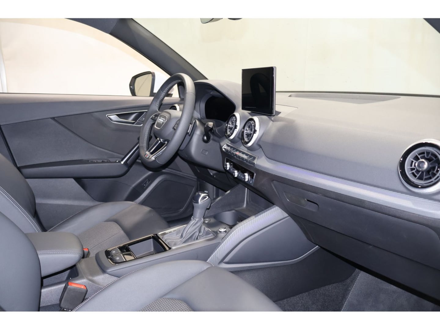 Bild über Audi Q2 S line 35 TFSI S tronic - für weitere Informationen kontaktieren Sie den Audi Partner